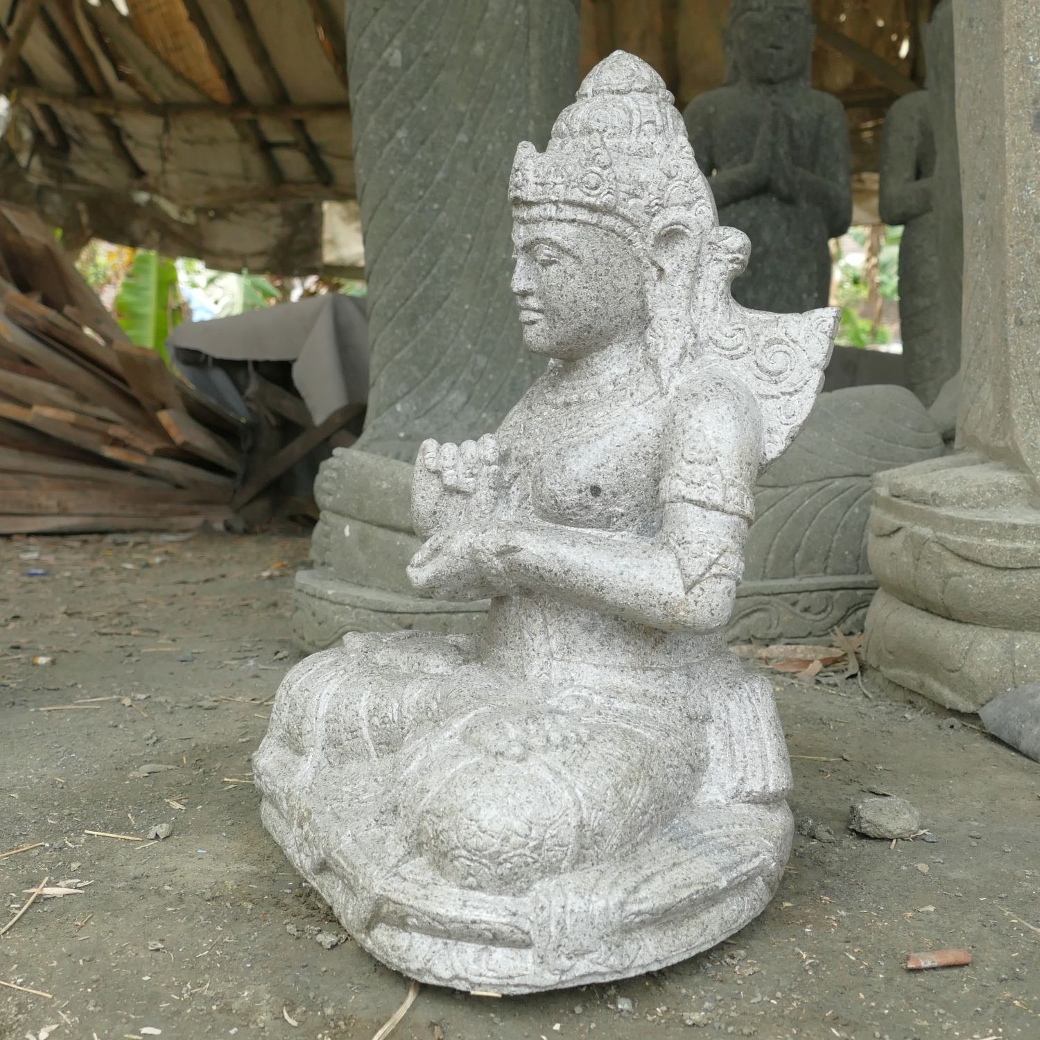  Product image 3 of the product “Seated Dewi Sri, position chakra turning the wheel, about 48cm height ”